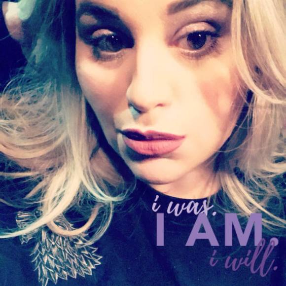 Meet your Posher, Nichole - Picture 1 of 1